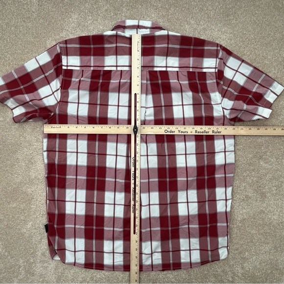 Patagonia Shirt Large Burgundy Button Up Plaid Short Sleeve Preppy Outdoor Men - Picture 10 of 16